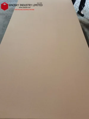 Placa de MDF bruto de 18 mm de espessura/Folha de MDF à prova d'água/MDF laminado na China